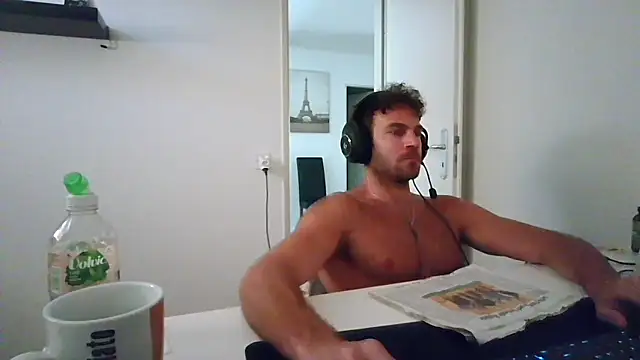 alpha-hunk online show from June 27, 9:03 am