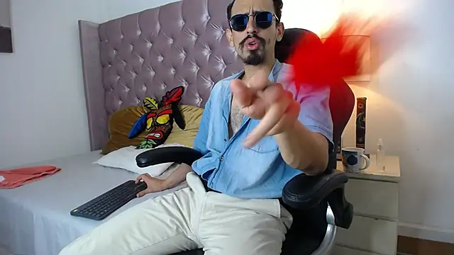 Sr Magnus  online show from September 22, 4:58 am