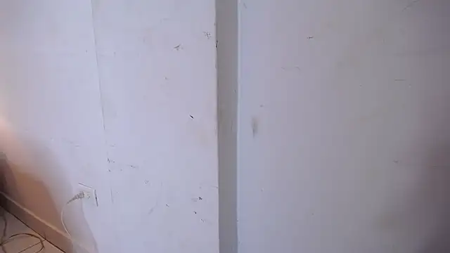 Sr Magnus  online show from March 15, 8:09 am