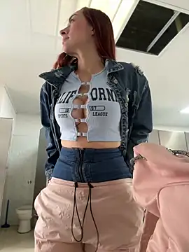 ariiel  online show from October 11, 3:43 pm