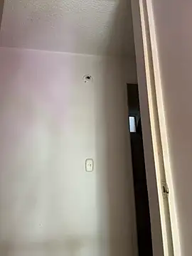 ariiel  online show from October 28, 12:09 pm