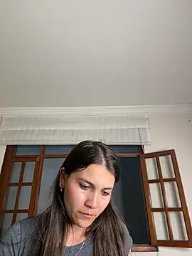 Snapshot of aurora_divine chatting on September 25, 10:57 pm aurora divine online show from September 25, 10:57 pm