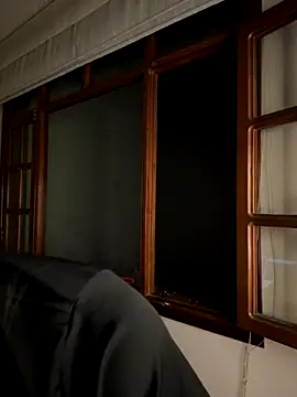 Snapshot of aurora_divine chatting on October 4, 11:47 pm aurora divine online show from October 4, 11:47 pm