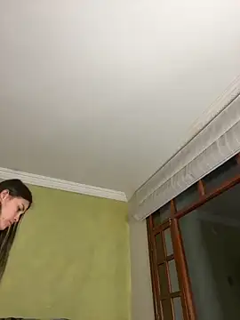 Snapshot of aurora_divine chatting on October 28, 11:51 pm aurora divine online show from October 28, 11:51 pm