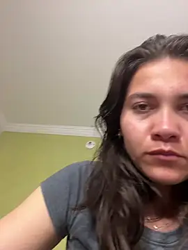 aurora divine online show from March 4, 8:59 pm