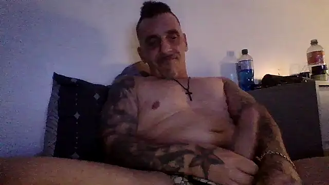 CandiedPompano online show from August 2, 8:40 pm