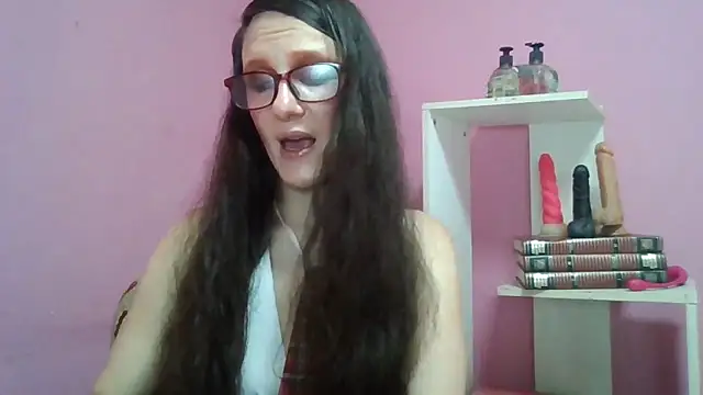 LolaBoobs online show from May 5, 7:49 am
