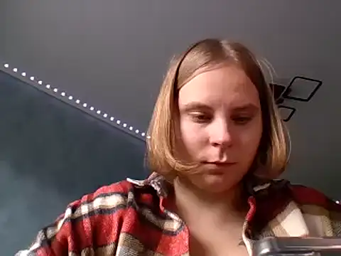 Snapshot of Thalia__Star chatting on January 8, 12:15 pm Thalia Star online show from January 8, 12:15 pm