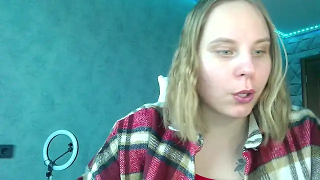 Snapshot of Thalia__Star chatting on February 14, 12:36 pm Thalia Star online show from February 14, 12:36 pm
