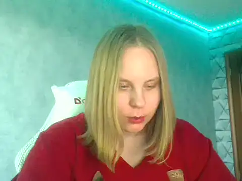 Snapshot of Thalia__Star chatting on March 16, 12:22 pm Thalia Star online show from March 16, 12:22 pm