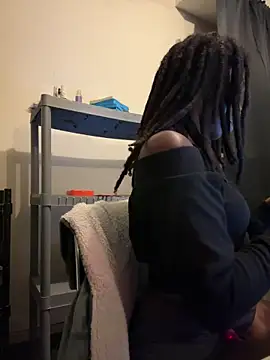 choclatepeaach online show from November 10, 12:42 am