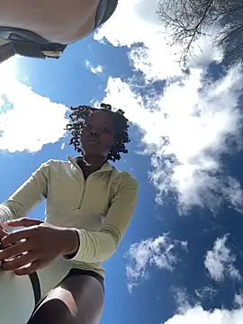 choclatepeaach online show from March 9, 6:12 pm