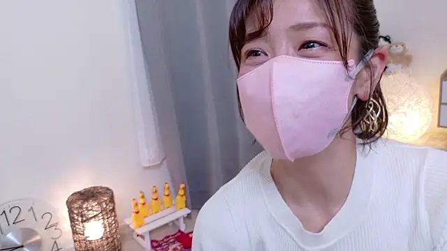 Snapshot of Risa_06 chatting on April 14, 11:49 am Risa 06 online show from April 14, 11:49 am