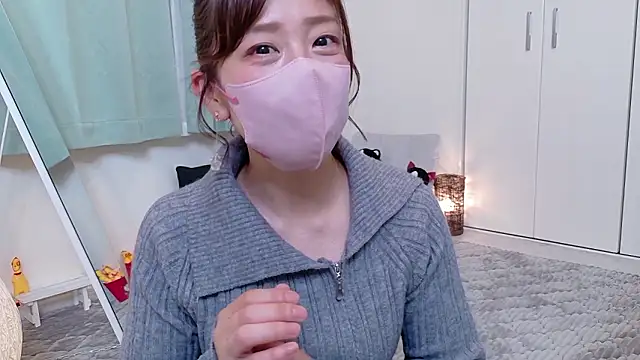 Snapshot of Risa_06 chatting on May 14, 12:23 pm Risa 06 online show from May 14, 12:23 pm