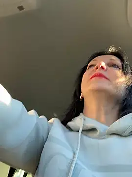 -OLYA- online show from February 18, 7:21 am