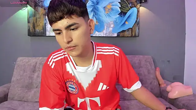 Lyam ap online show from September 21, 6:42 pm