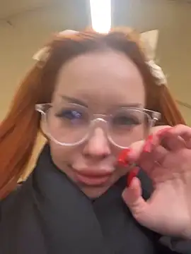 babydolll online show from February 21, 5:20 pm