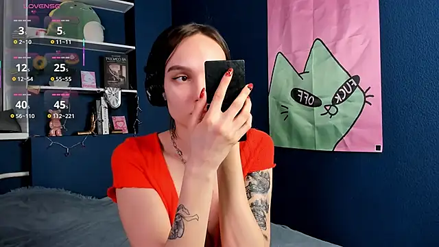 BlytheBlakeway online show from March 17, 7:04 pm