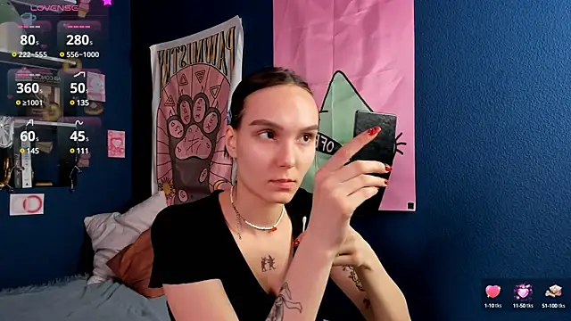 BlytheBlakeway online show from March 22, 6:14 pm