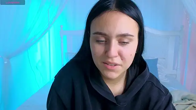 CooperAllana online show from November 13, 7:18 am