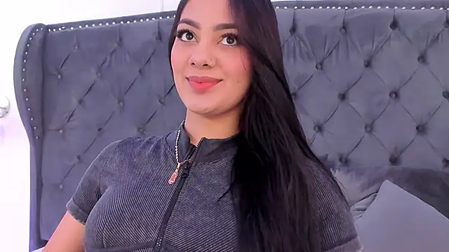 Snapshot of mallie_quinn chatting on March 8, 1:47 pm mallie quinn online show from March 8, 1:47 pm