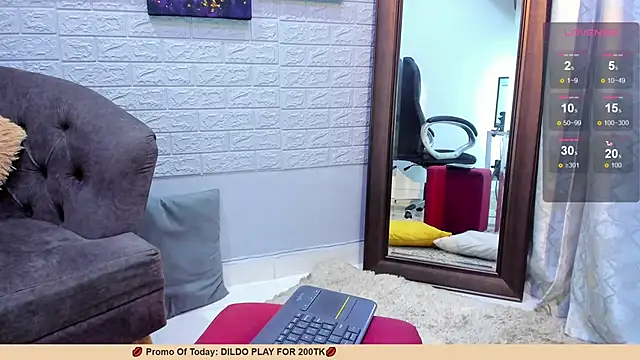 ebbafernandez  online show from March 22, 9:53 pm