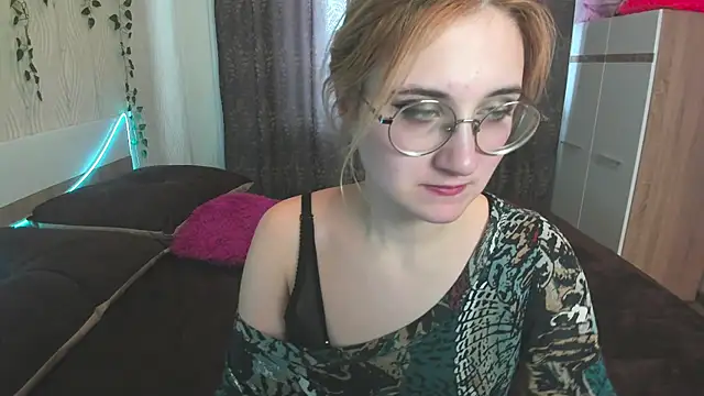 Snapshot of Miss_Elsa_ chatting on January 15, 7:15 am Miss Elsa online show from January 15, 7:15 am
