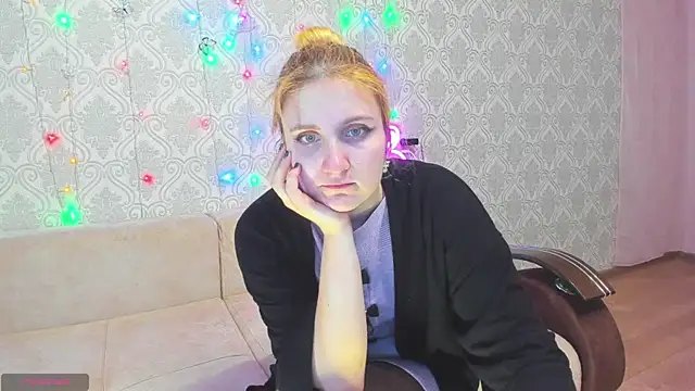 Snapshot of Miss_Elsa_ chatting on March 12, 9:23 am Miss Elsa online show from March 12, 9:23 am