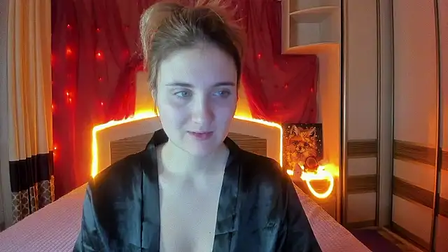 Snapshot of Miss_Elsa_ chatting on January 10, 4:14 am Miss Elsa online show from January 10, 4:14 am