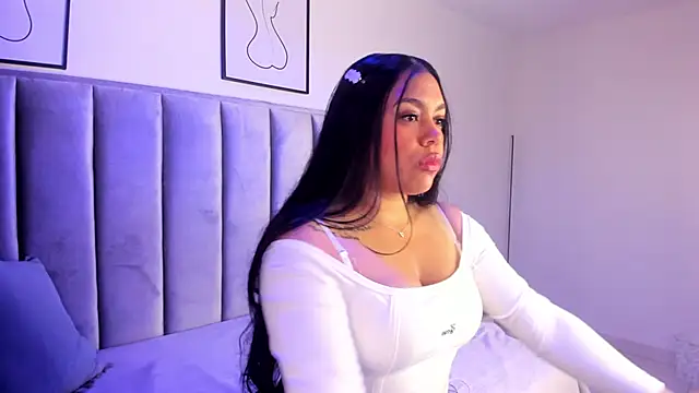 Snapshot of Laiia_Page chatting on November 29, 11:46 am Laiia Page online show from November 29, 11:46 am