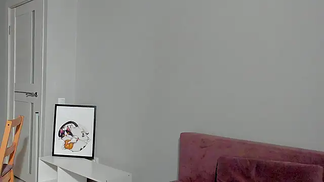 Snapshot of EllaSky_xoxo chatting on December 18, 12:10 am EllaSky xoxo online show from December 18, 12:10 am