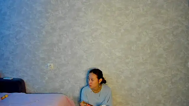 Snapshot of EllaSky_xoxo chatting on October 11, 4:38 pm EllaSky xoxo online show from October 11, 4:38 pm