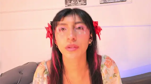 Alyssa jones online show from October 21, 4:35 am