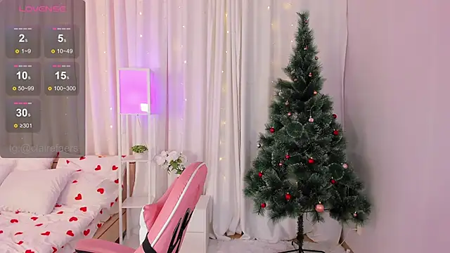 ClaireFaers  online show from December 17, 12:11 pm