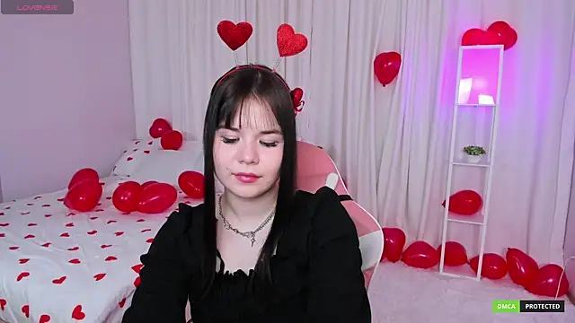 ClaireFaers  online show from February 14, 8:26 pm