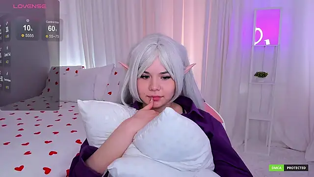 ClaireFaers  online show from March 12, 5:35 am