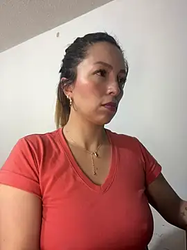 Snapshot of WilliamsKaily_ chatting on December 28, 1:49 pm WilliamsKaily online show from December 28, 1:49 pm