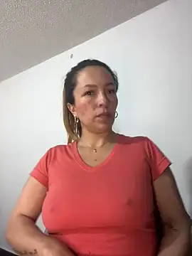 Snapshot of WilliamsKaily_ chatting on December 28, 4:52 pm WilliamsKaily online show from December 28, 4:52 pm