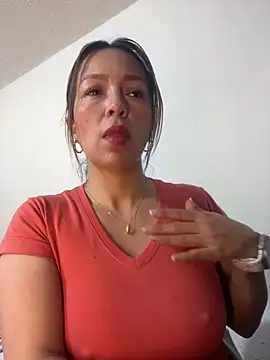 Snapshot of WilliamsKaily_ chatting on January 3, 12:30 pm WilliamsKaily online show from January 3, 12:30 pm