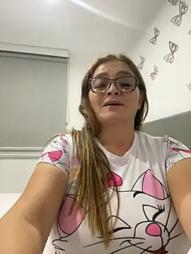 Snapshot of AntonellaAlondra4 chatting on December 26, 6:09 am AntonellaAlondra4 online show from December 26, 6:09 am