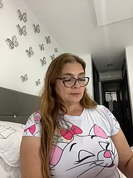 Snapshot of AntonellaAlondra4 chatting on January 12, 2:41 pm AntonellaAlondra4 online show from January 12, 2:41 pm