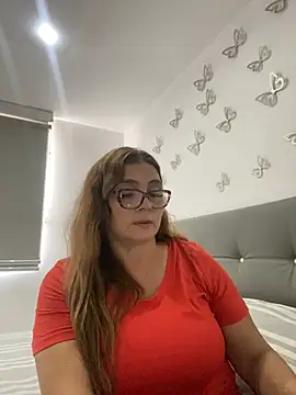 Snapshot of AntonellaAlondra4 chatting on January 16, 5:44 pm AntonellaAlondra4 online show from January 16, 5:44 pm