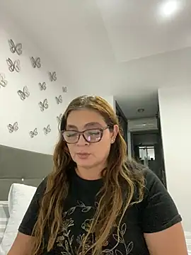 Snapshot of AntonellaAlondra4 chatting on January 26, 10:13 pm AntonellaAlondra4 online show from January 26, 10:13 pm