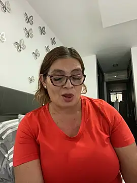 Snapshot of AntonellaAlondra4 chatting on February 1, 6:19 pm AntonellaAlondra4 online show from February 1, 6:19 pm