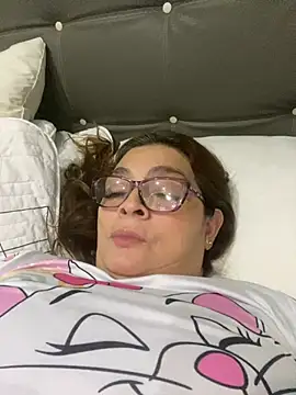 Snapshot of AntonellaAlondra4 chatting on February 21, 4:29 am AntonellaAlondra4 online show from February 21, 4:29 am