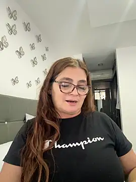 Snapshot of AntonellaAlondra4 chatting on September 28, 9:20 pm AntonellaAlondra4 online show from September 28, 9:20 pm