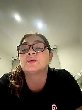 AntonellaAlondra4 online show from November 30, 4:49 am