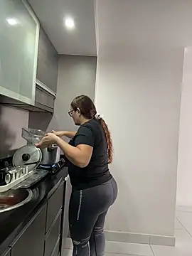 Snapshot of AntonellaAlondra4 chatting on March 12, 5:52 pm AntonellaAlondra4 online show from March 12, 5:52 pm