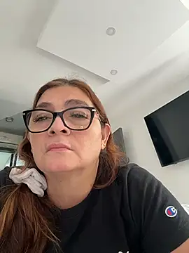 Snapshot of AntonellaAlondra4 chatting on March 13, 2:23 pm AntonellaAlondra4 online show from March 13, 2:23 pm