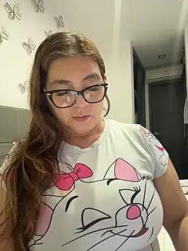 Snapshot of AntonellaAlondra4 chatting on March 16, 5:44 am AntonellaAlondra4 online show from March 16, 5:44 am